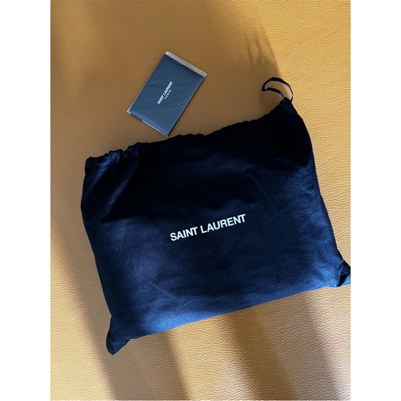 Saint Laurent Bag worn only 5 times in very good conditions - Picture 7 of 8